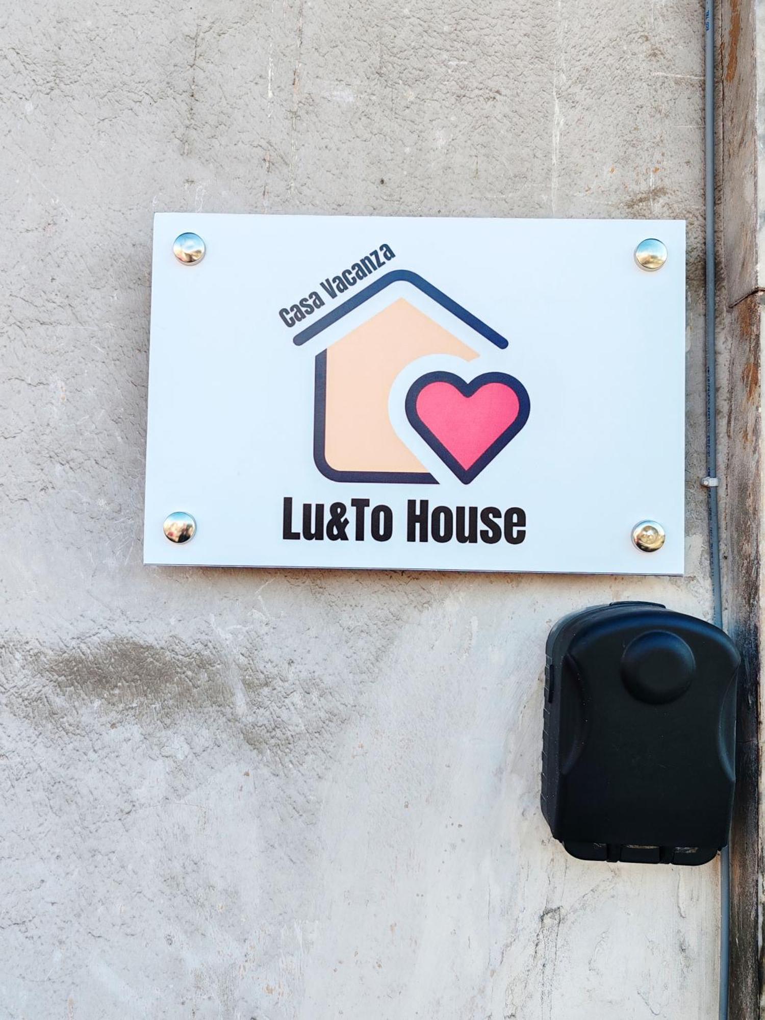 Lu&To House Catania Apartment Exterior photo